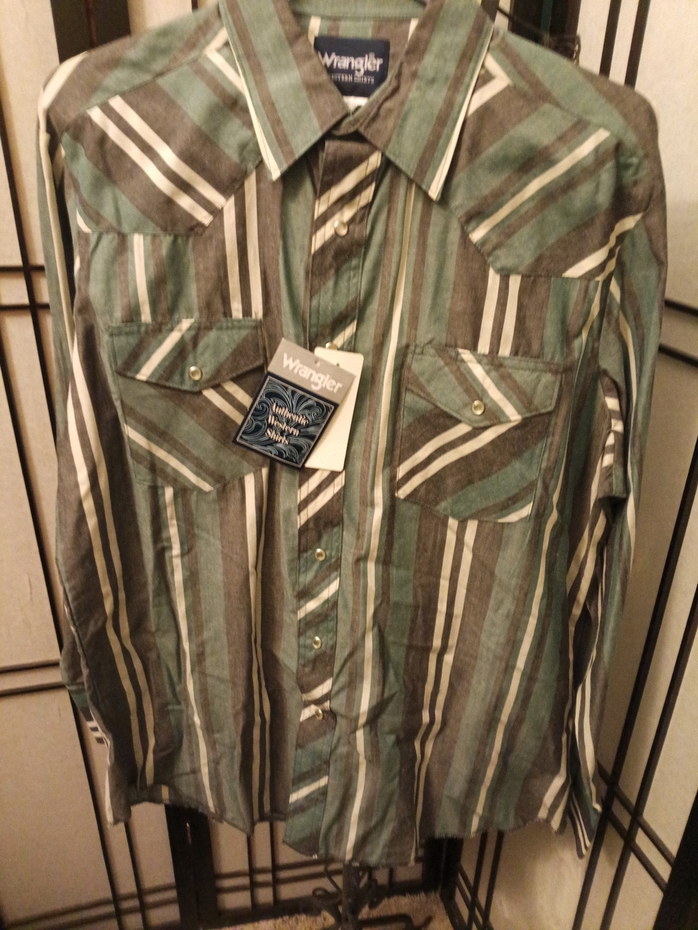 Wrangler Men's Green and Brown Striped Button-Down Western Shirt